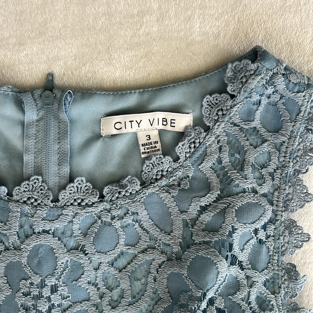 City Vibe Sky Blue Lace Sleeveless Dress - Picture 3 of 4